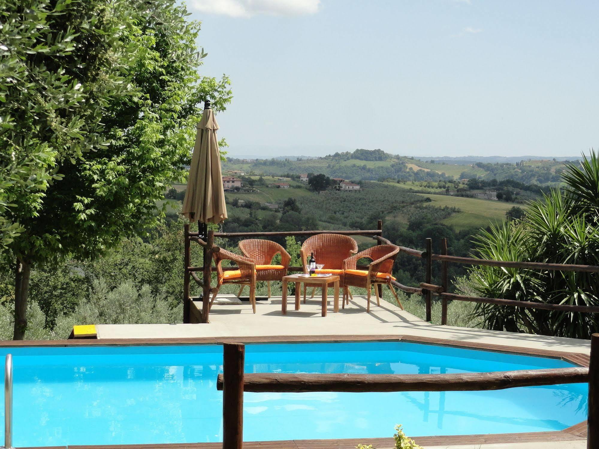 Casa Vacanza Spirito Libero Pianello  Exterior photo
